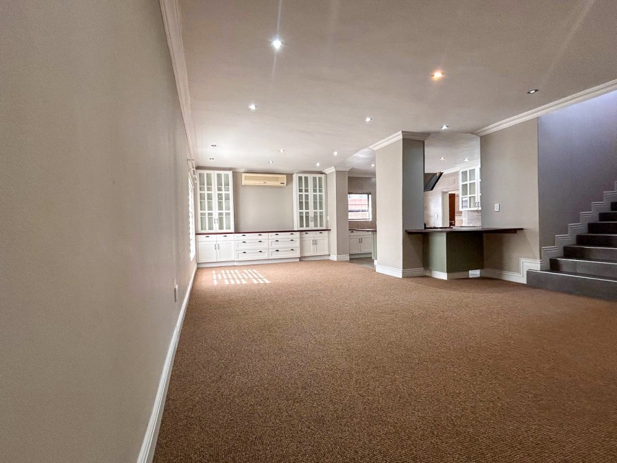 4 Bedroom Property for Sale in Grimbeeck Park North West